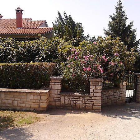 Apartment Slavica Vrvari 포레치 외부 사진