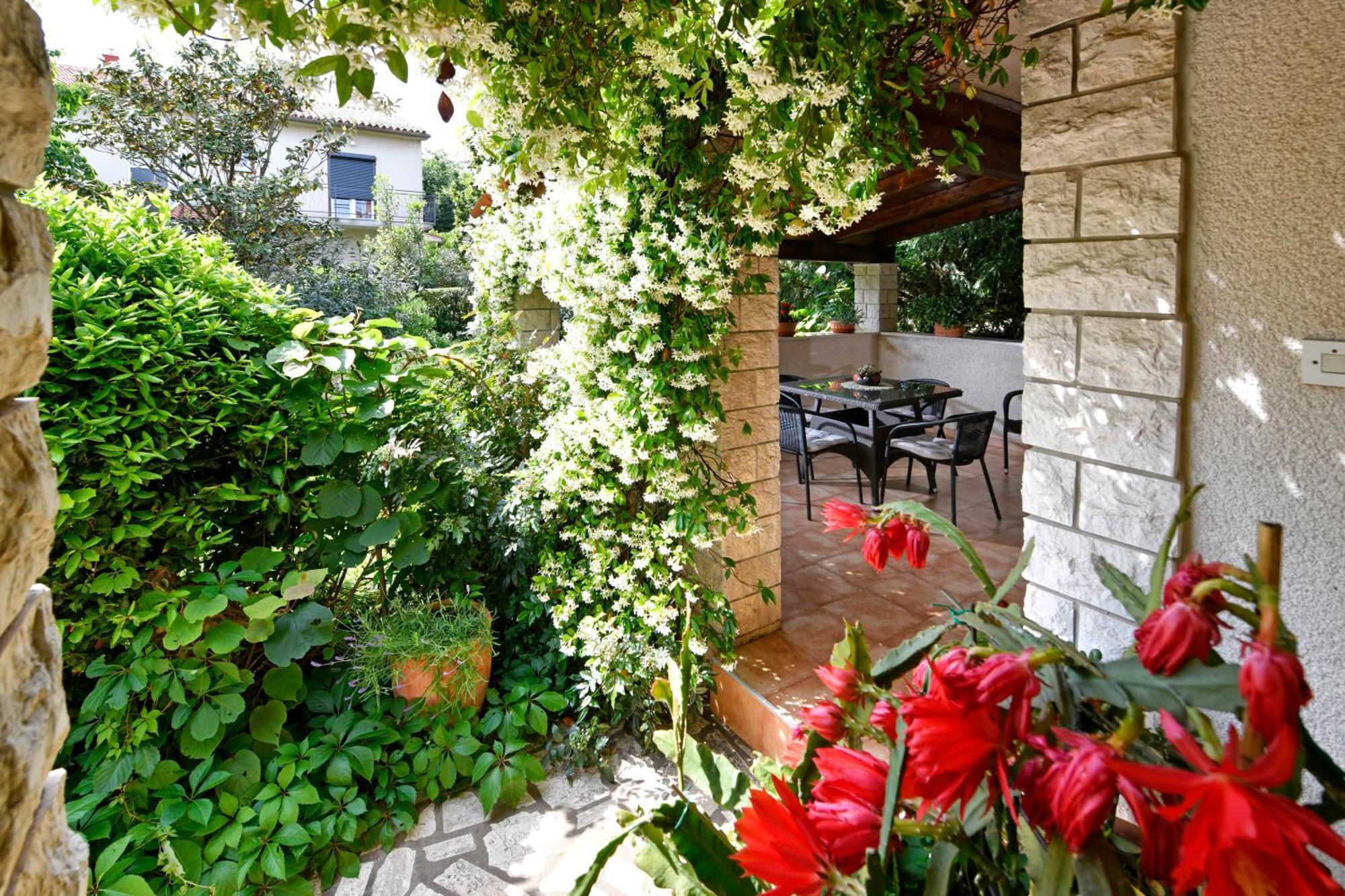 Apartment Slavica Vrvari 포레치 객실 사진
