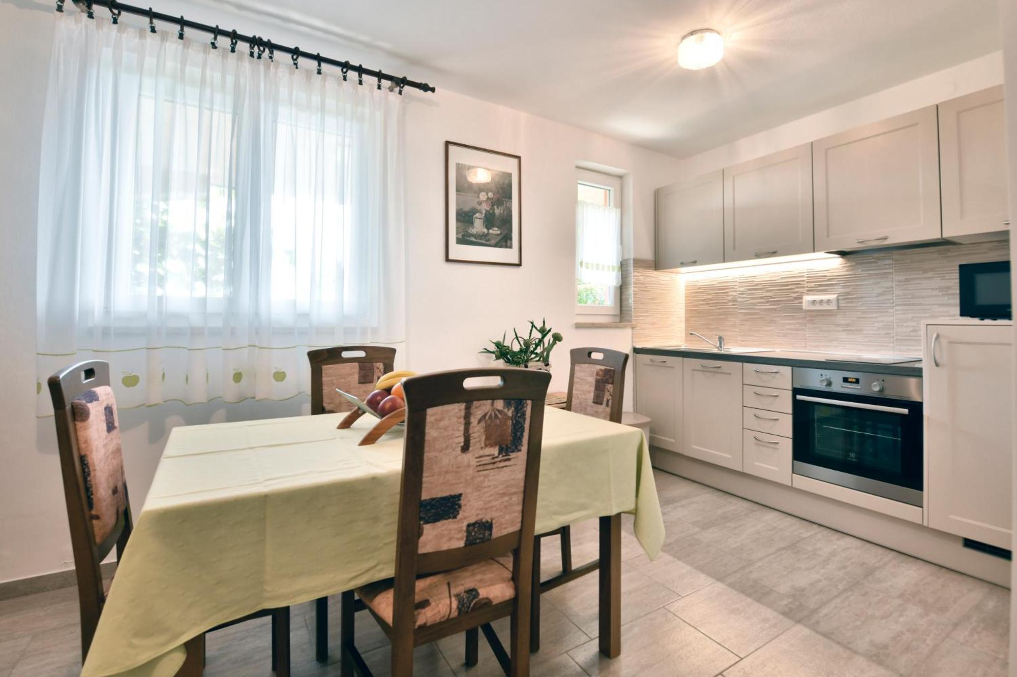 Apartment Slavica Vrvari 포레치 객실 사진